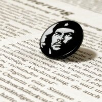 Pin "Che" [Schwarz / Silber]