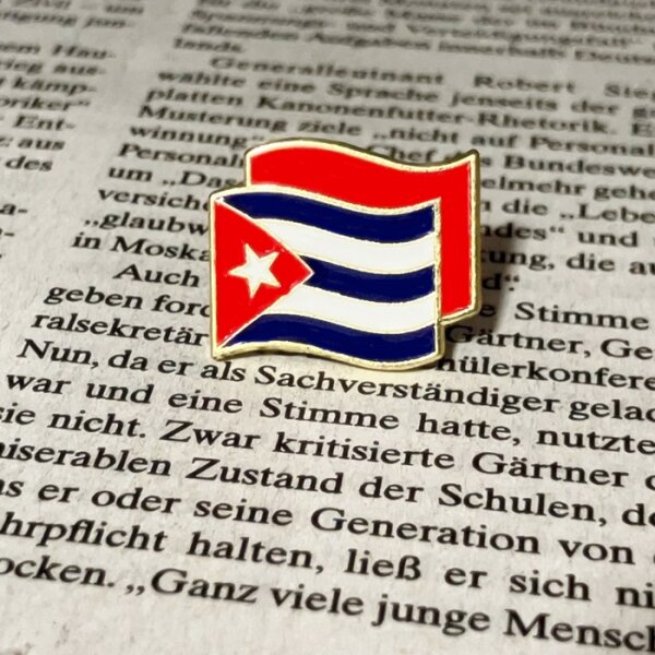 Pin "Solidarität mit Cu_a"